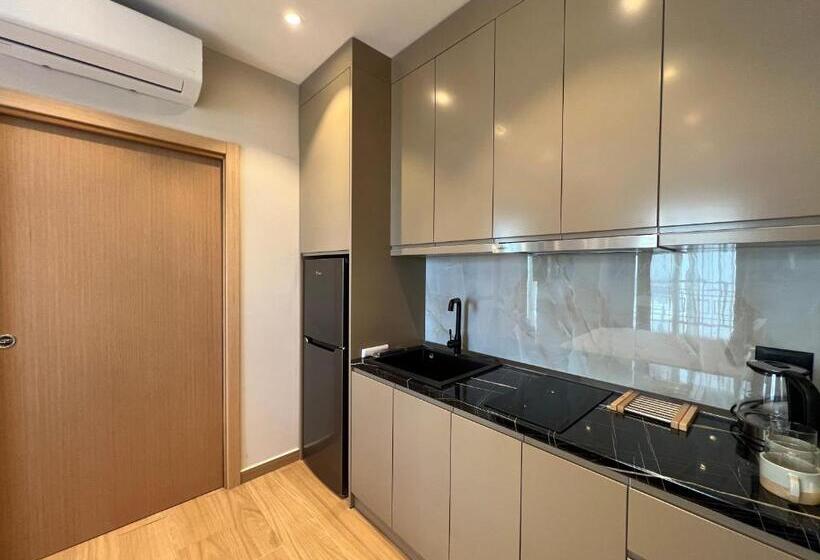 Coastline Luxury Apart