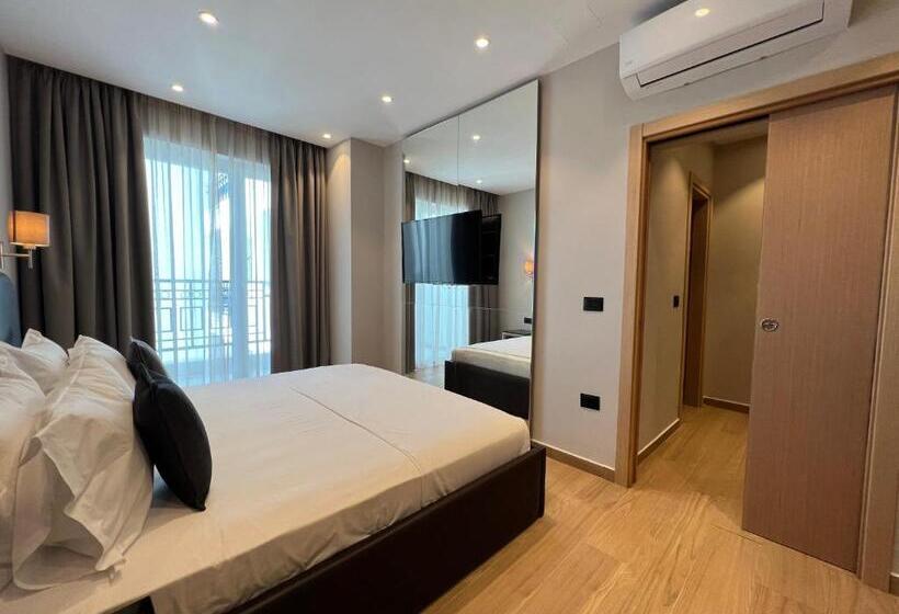 Coastline Luxury Apart