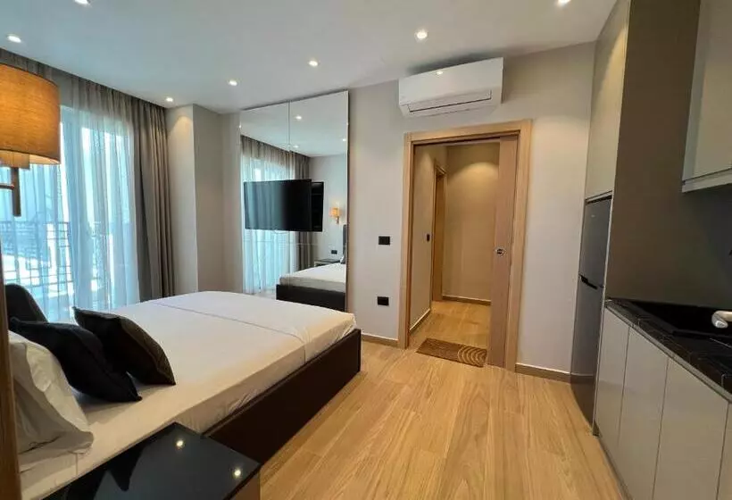 Coastline Luxury Apart