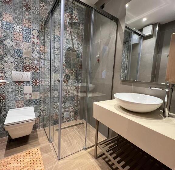 Coastline Luxury Apart