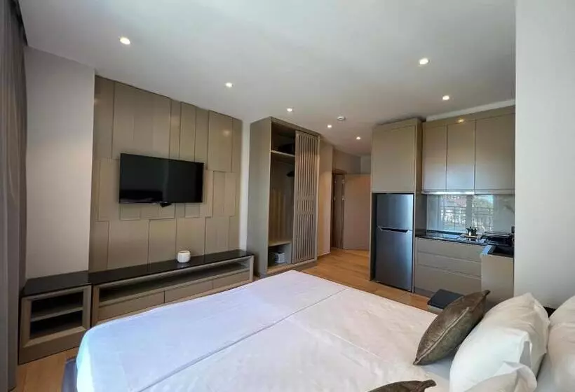 Coastline Luxury Apart