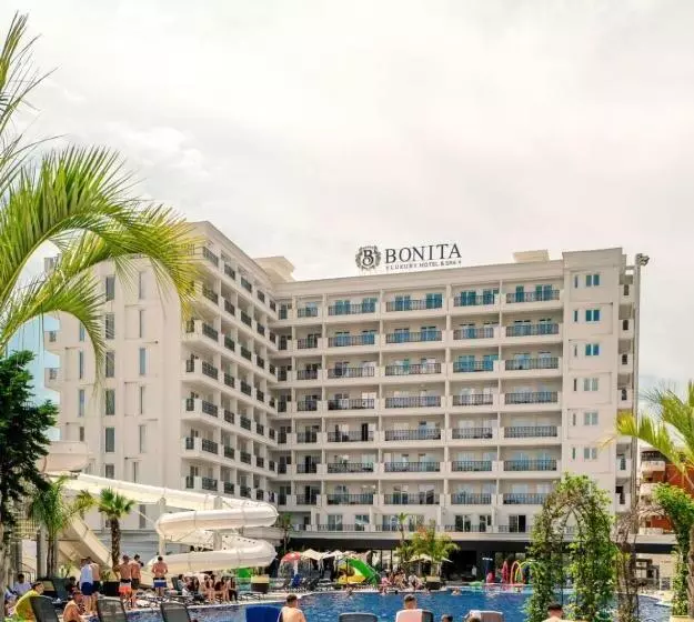 Coastline Luxury Apart