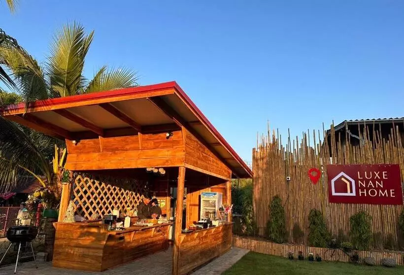 Aamiaismajoitus (B&B) Luxe Nan Terrace View King Room