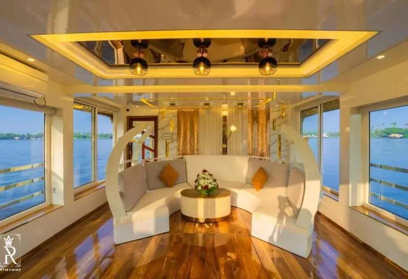 Aamiaismajoitus (B&B) Royal Palace House Boat Ultra Luxury