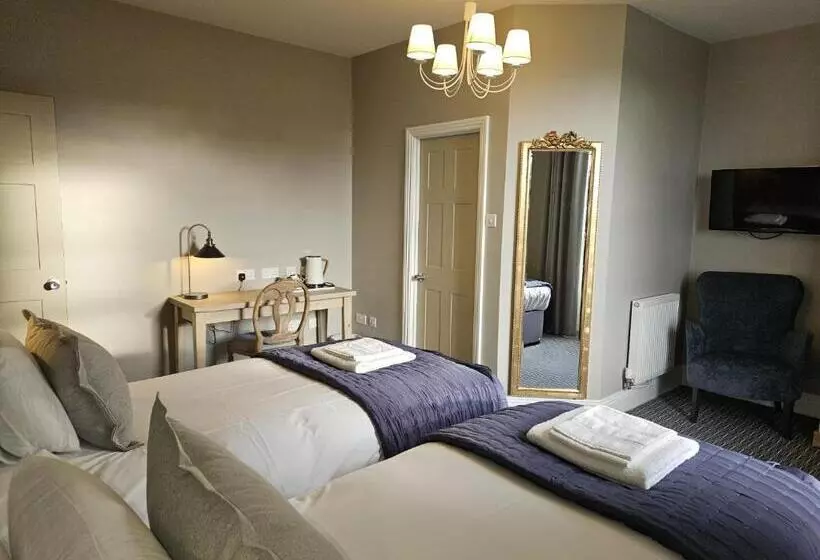 Aamiaismajoitus (B&B) The Lazy Goose   Coffee House & Bedrooms