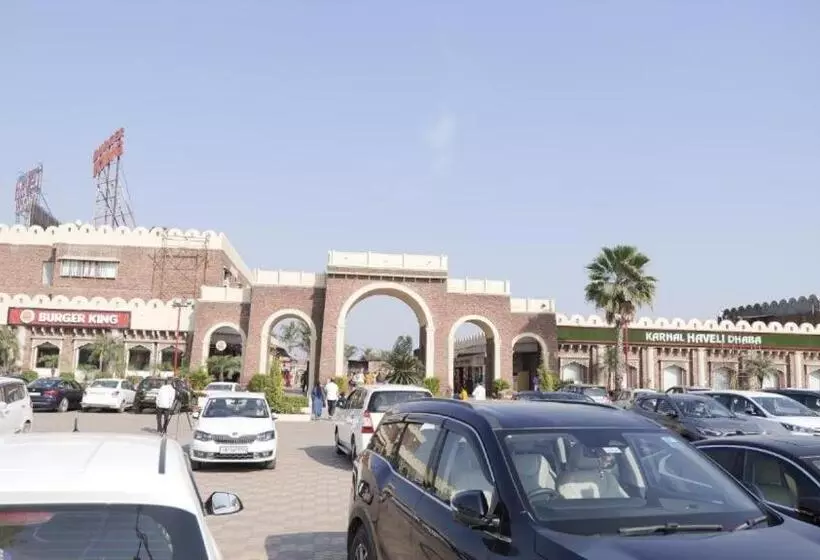 ホテル Karnal Haveli