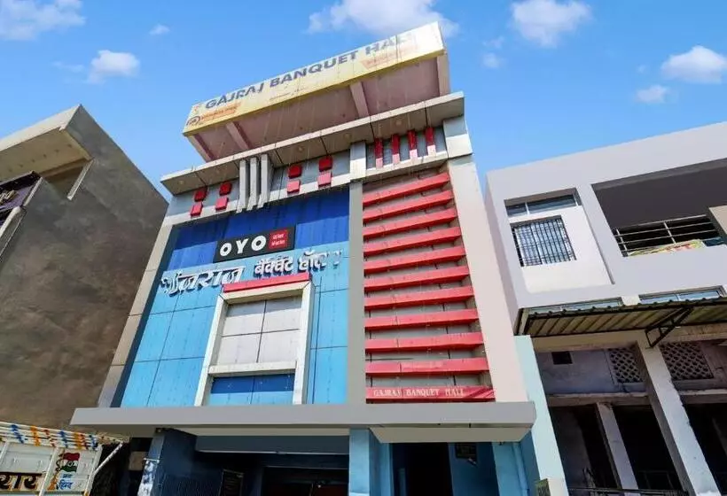 ホテル Oyo Gajraj Banquet Hall Guest House
