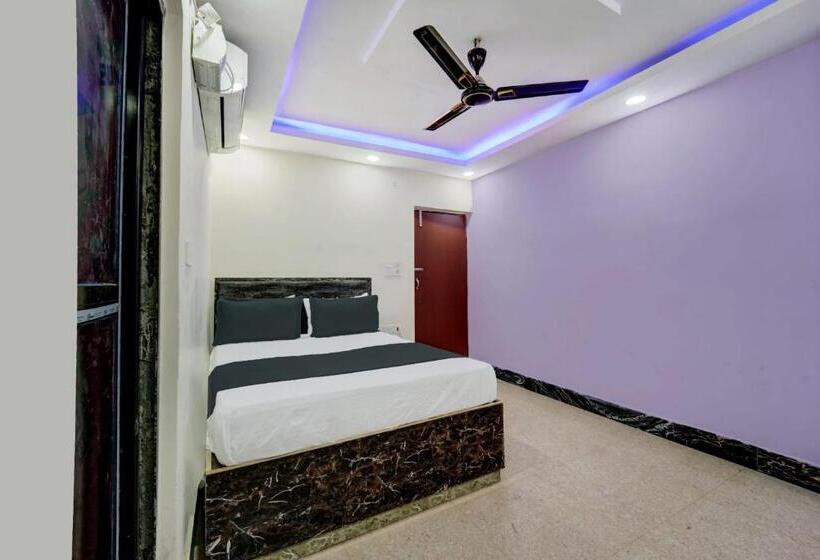 Отель Oyo Gajraj Banquet Hall Guest House