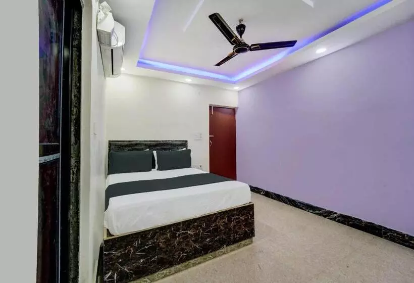 ホテル Oyo Gajraj Banquet Hall Guest House