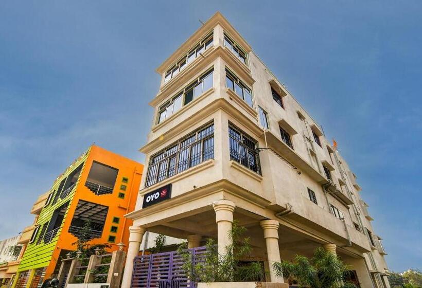 Hotel Oyo Maa Bhuasuni Residency