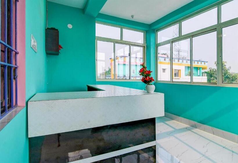 Hotel Oyo Maa Bhuasuni Residency