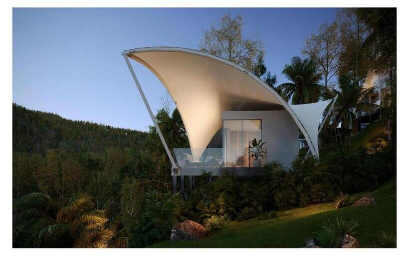 هتل Silversands Beach House Grenada