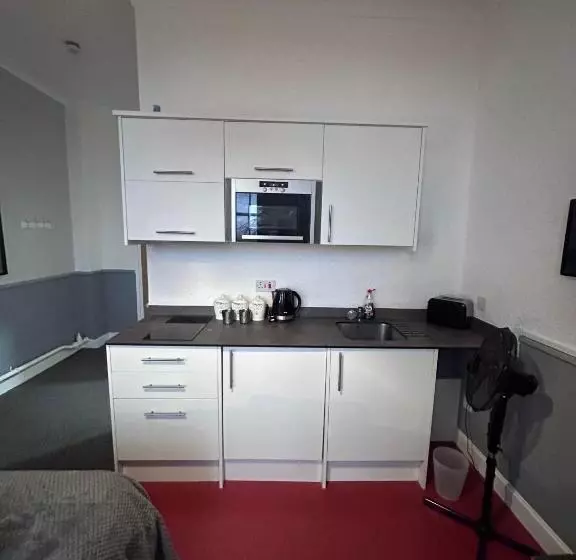 ホテル The Office Bar And Restaurant