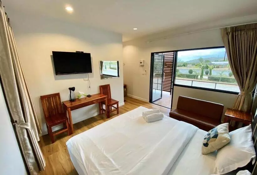 Hotelli โรงแรม ต้นสัก เลย รีสอร์ท Tonsak Loei Resort&