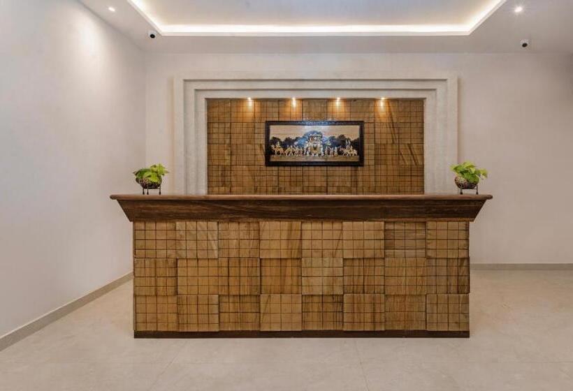 Hotel Treebo Greenland Resort, Patia