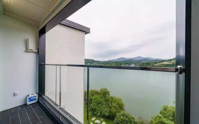 モーテル The Line