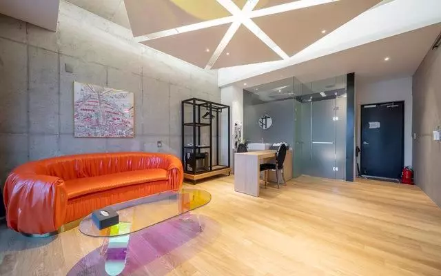 モーテル The Line