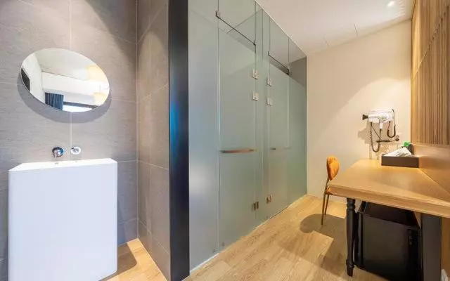 モーテル The Line