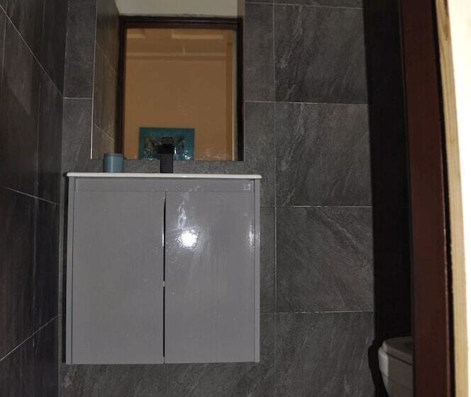 پانسیون Cocoon Guest House