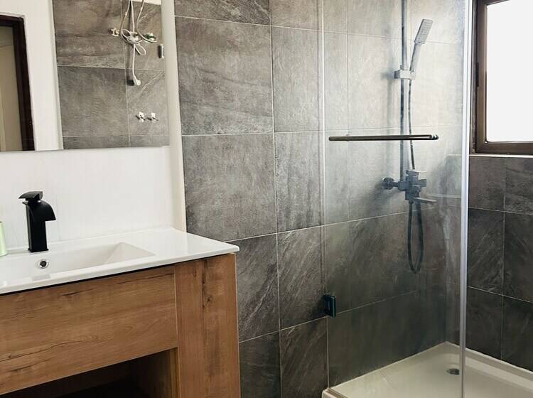 پانسیون Cocoon Guest House