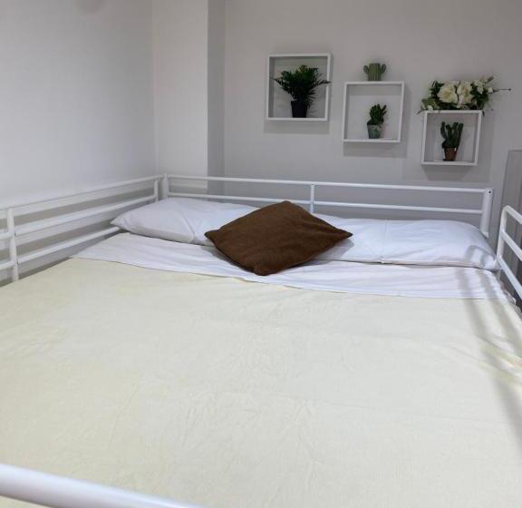 פנסיון La Marchesina House