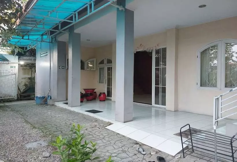 ペンション R Residence