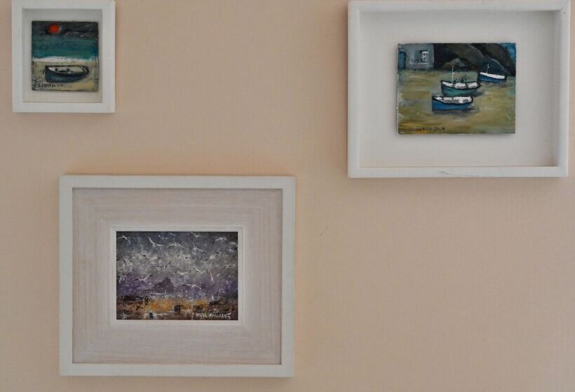 ベッドアンドブレックファースト Halwell Lodge