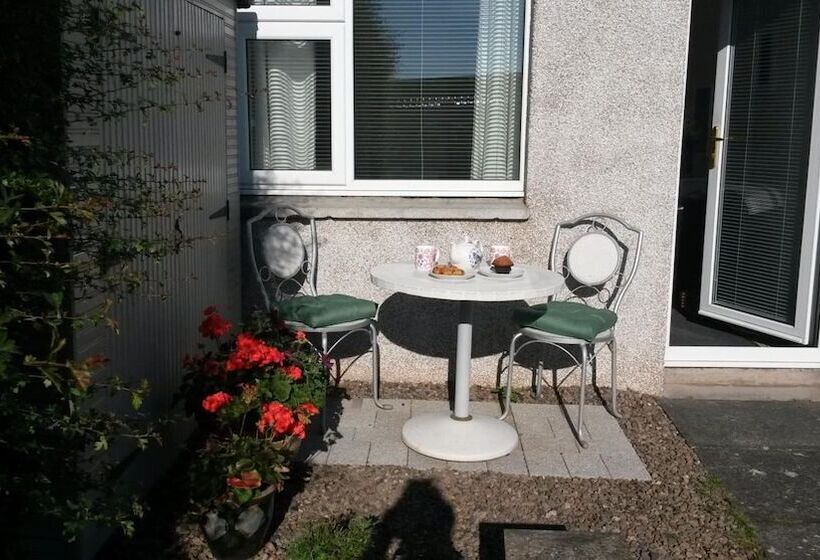 ベッドアンドブレックファースト Premier Room