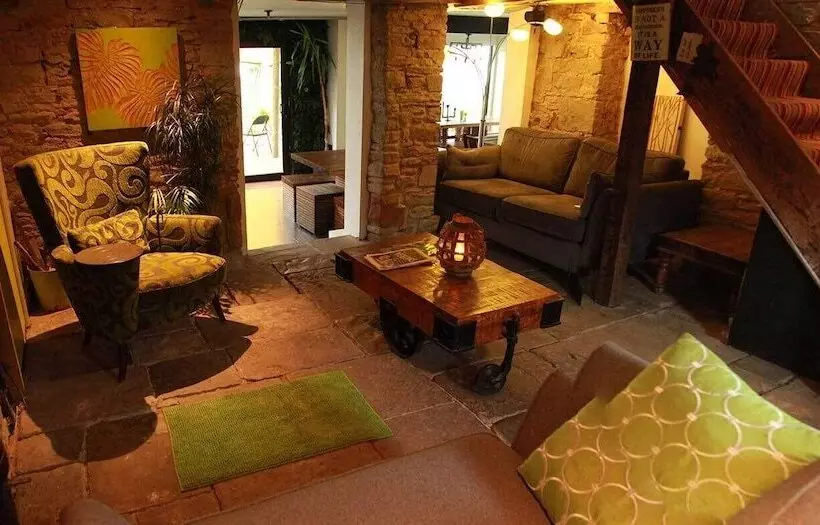 Aamiaismajoitus (B&B) The Lodge Rooms