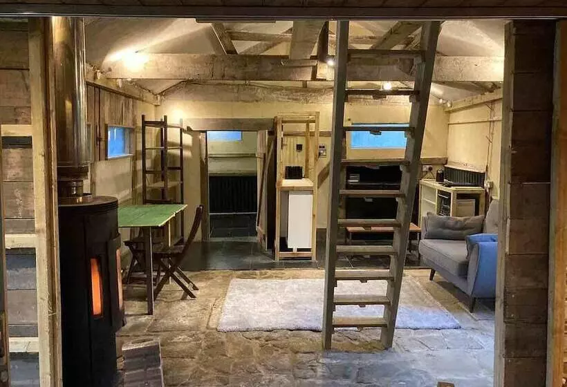 Aamiaismajoitus (B&B) The Lodge Rooms