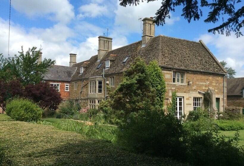 Castle Farm House B&b