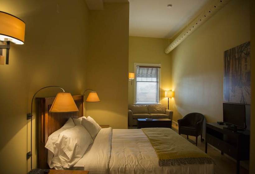 فندق Foster's Inn