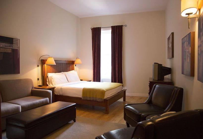 فندق Foster's Inn