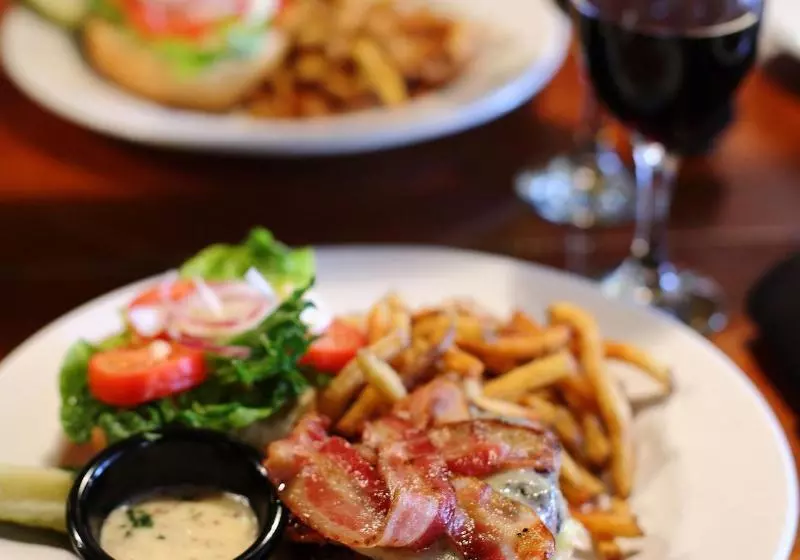 ホテル Foster's Inn