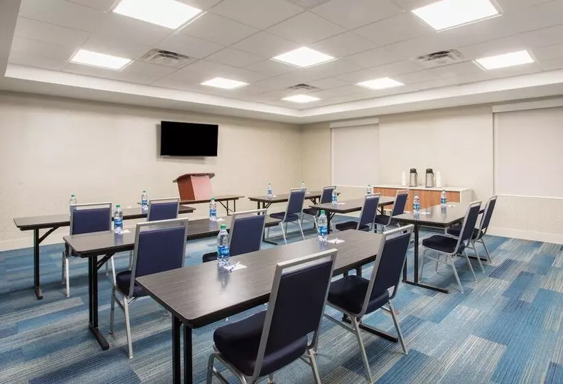 ホテル Holiday Inn Express & Suites Owings Mills Baltimore Area, An Ihg