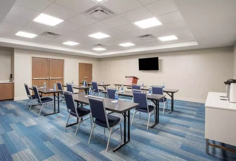 ホテル Holiday Inn Express & Suites Owings Mills Baltimore Area, An Ihg