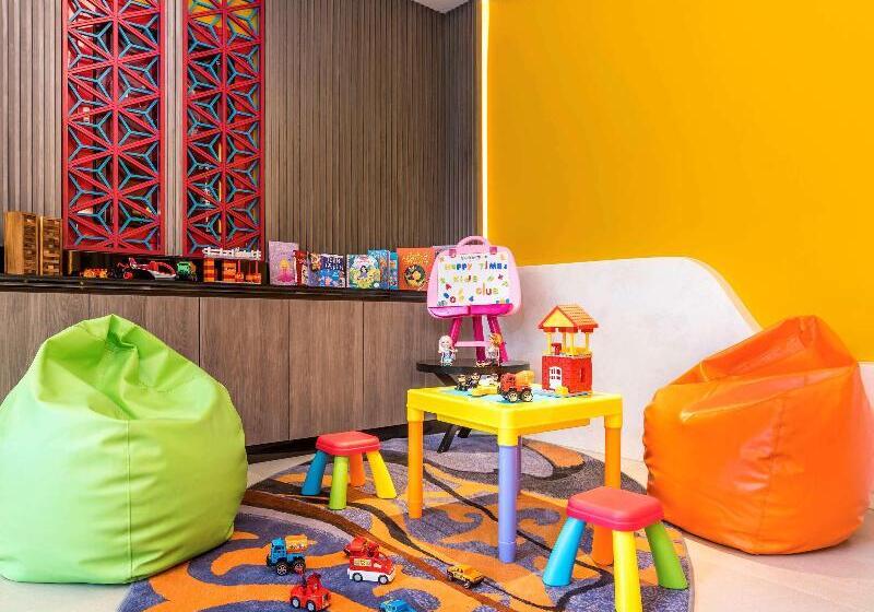 هتل Ibis Styles Phuket City