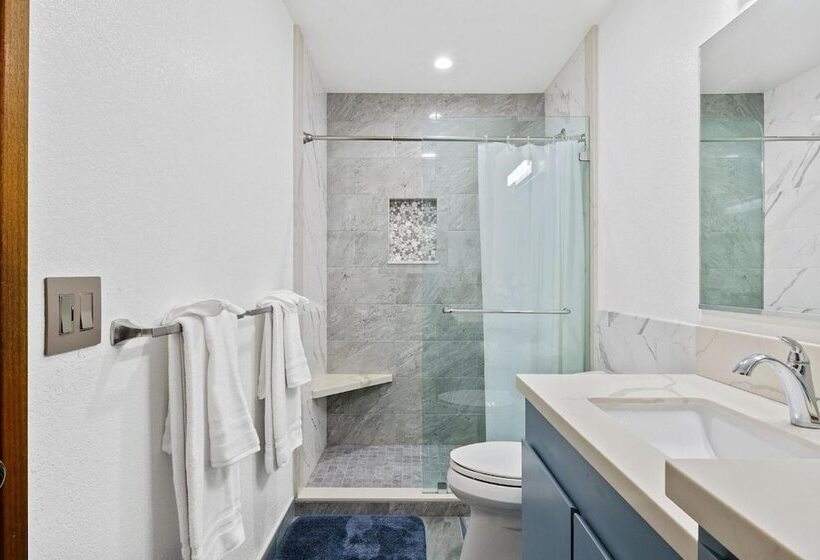 ホテル Kona Seaspray #201