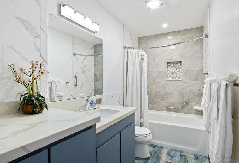 ホテル Kona Seaspray #201