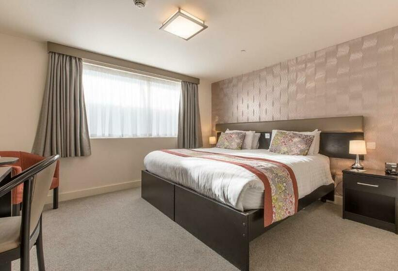 בית מלון כפרי Mannin