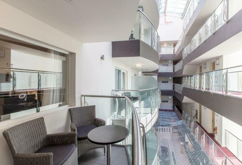 בית מלון כפרי Mannin