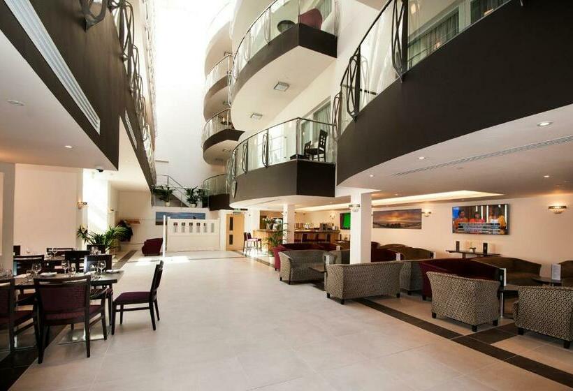 בית מלון כפרי Mannin