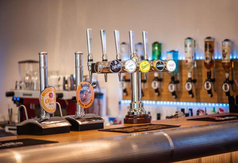 בית מלון כפרי Mannin