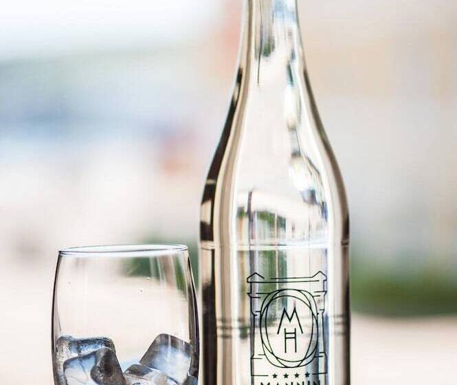 בית מלון כפרי Mannin