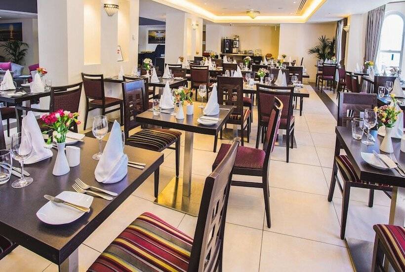 בית מלון כפרי Mannin