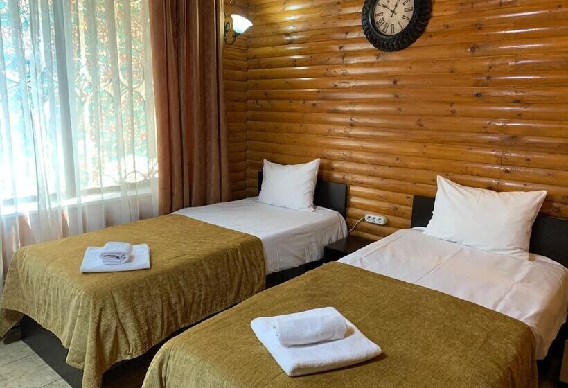 בית מלון כפרי Piramida