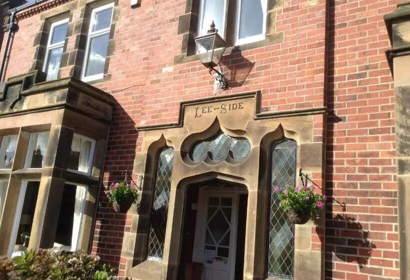 Lee Side B&b