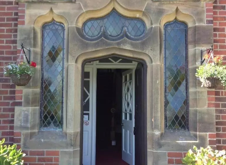 Lee Side B&b