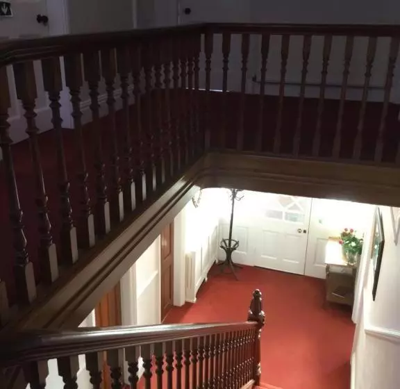 Lee Side B&b
