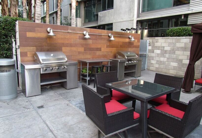 Luxury Loft Next To Staples Center